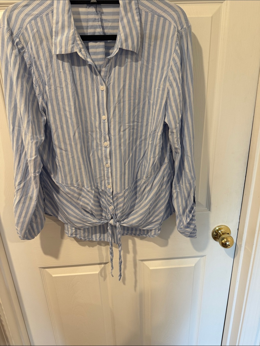 Jones New York Blue & White Striped Collared Shirt